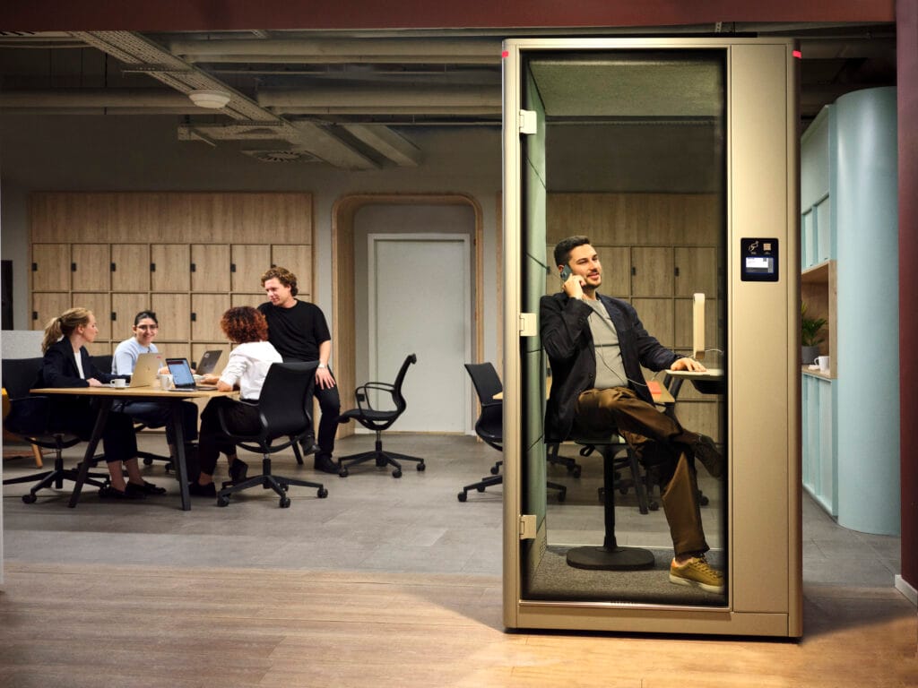 N_1088-1-1024×768 Acoustic office pods.